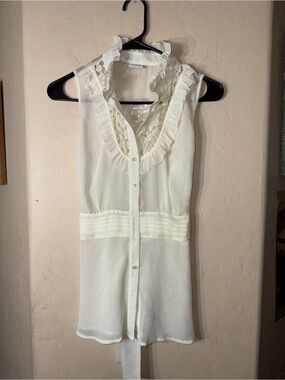 Suzy White Sheer Lace Ruffle Sleeveless Button Front Blouse Top XL